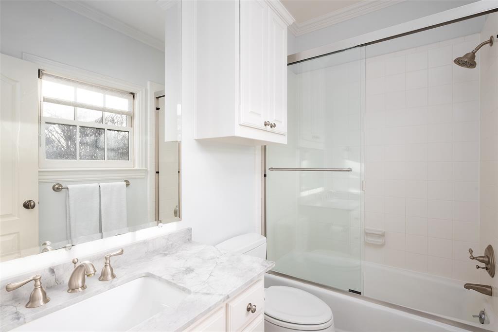 CARUTH HILLS - Residential