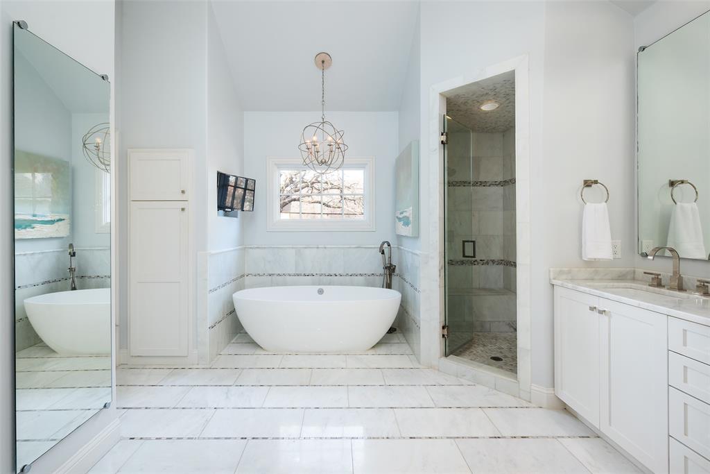 CARUTH HILLS - Residential