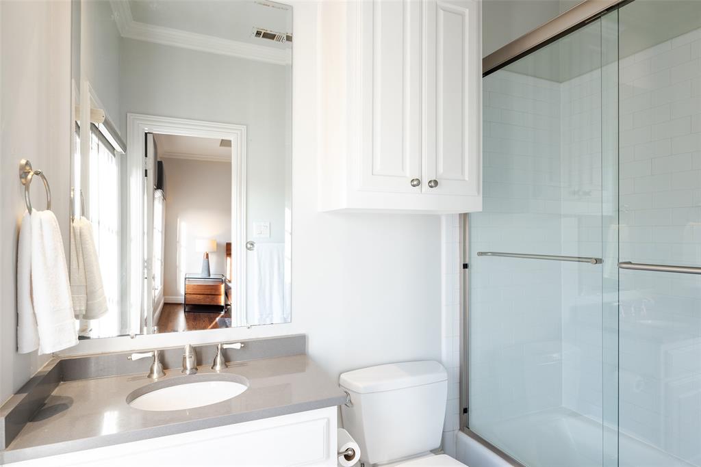 CARUTH HILLS - Residential