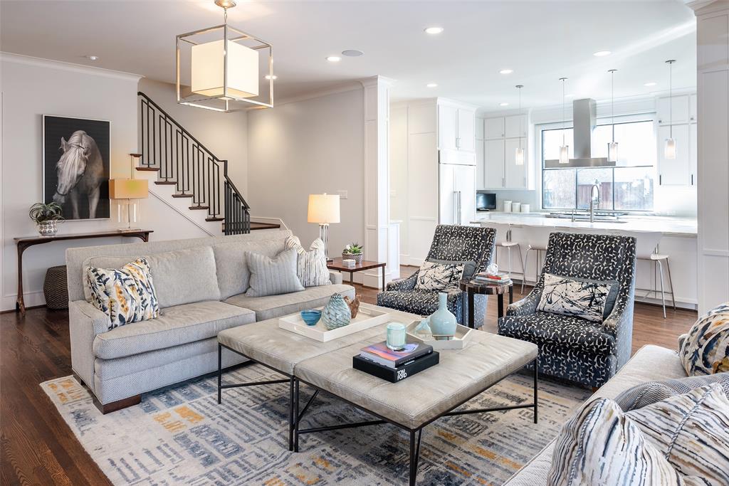 CARUTH HILLS - Residential