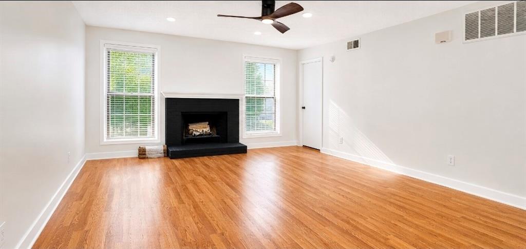 15889 Preston Road 1004