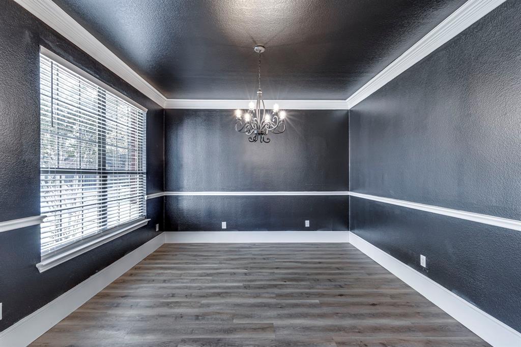 6977 Shoreview Drive