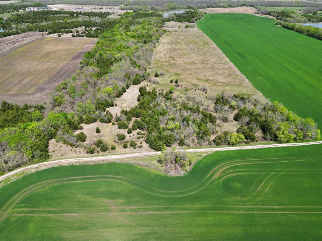 A0188 T CHISUM - Land