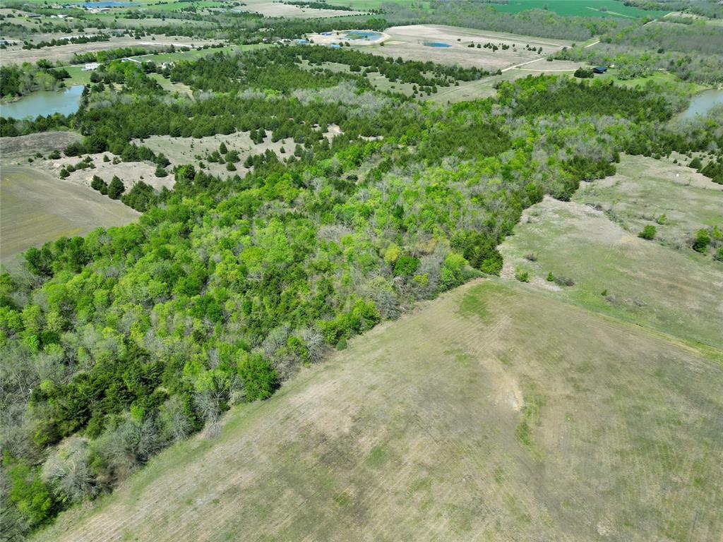 A0188 T CHISUM - Land