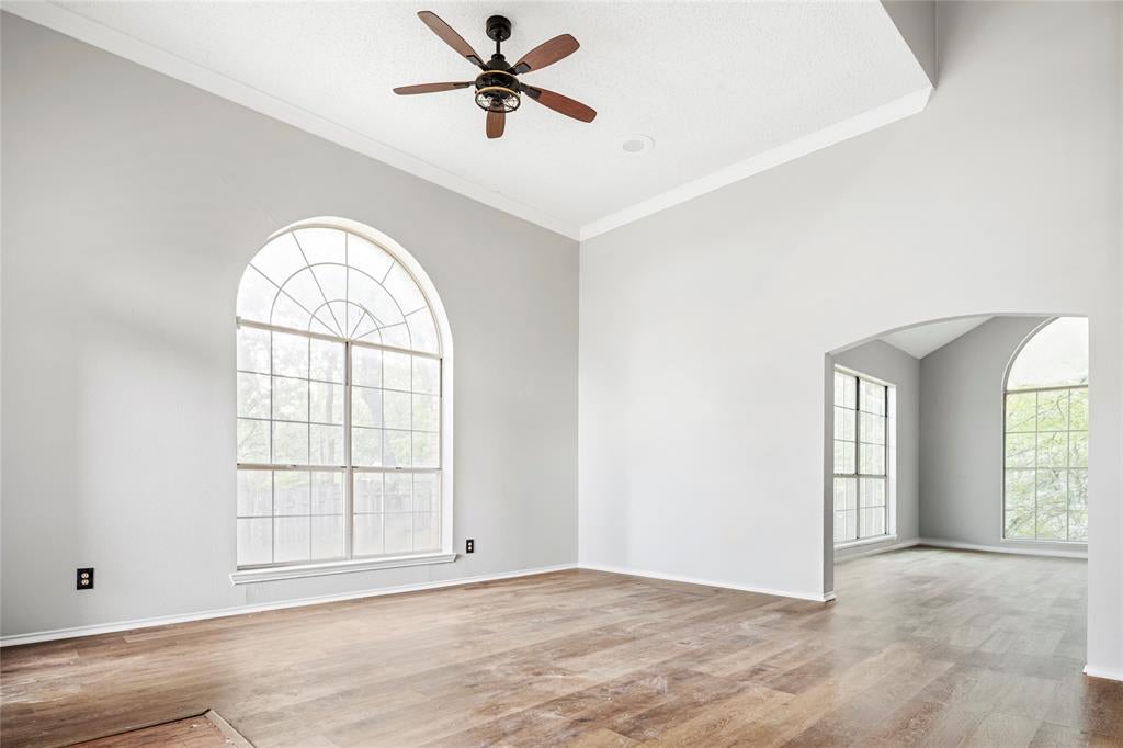 5112 Oak Gate Court