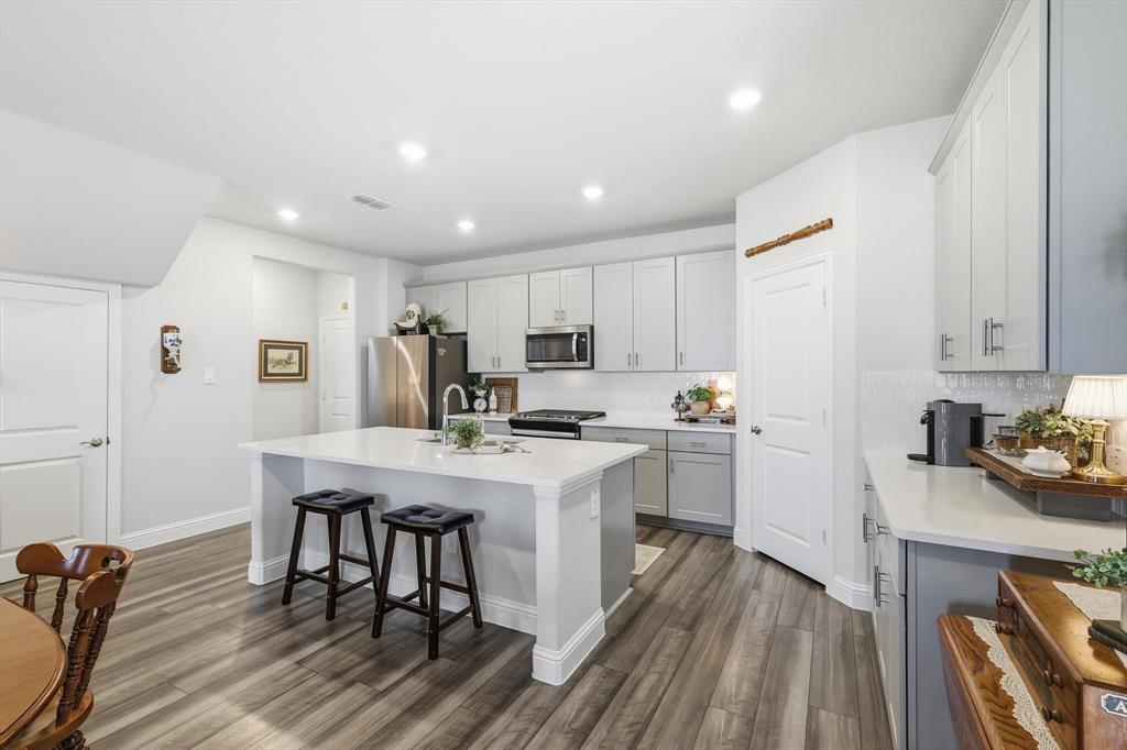 ASHFORD PARK - Residential