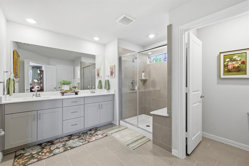 ASHFORD PARK - Residential