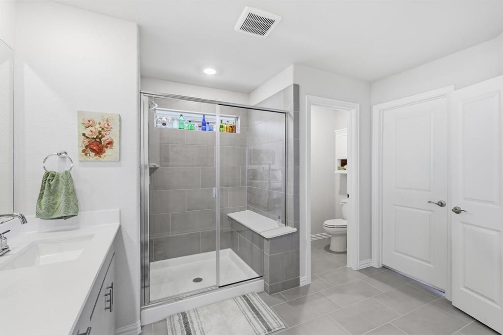 ASHFORD PARK - Residential