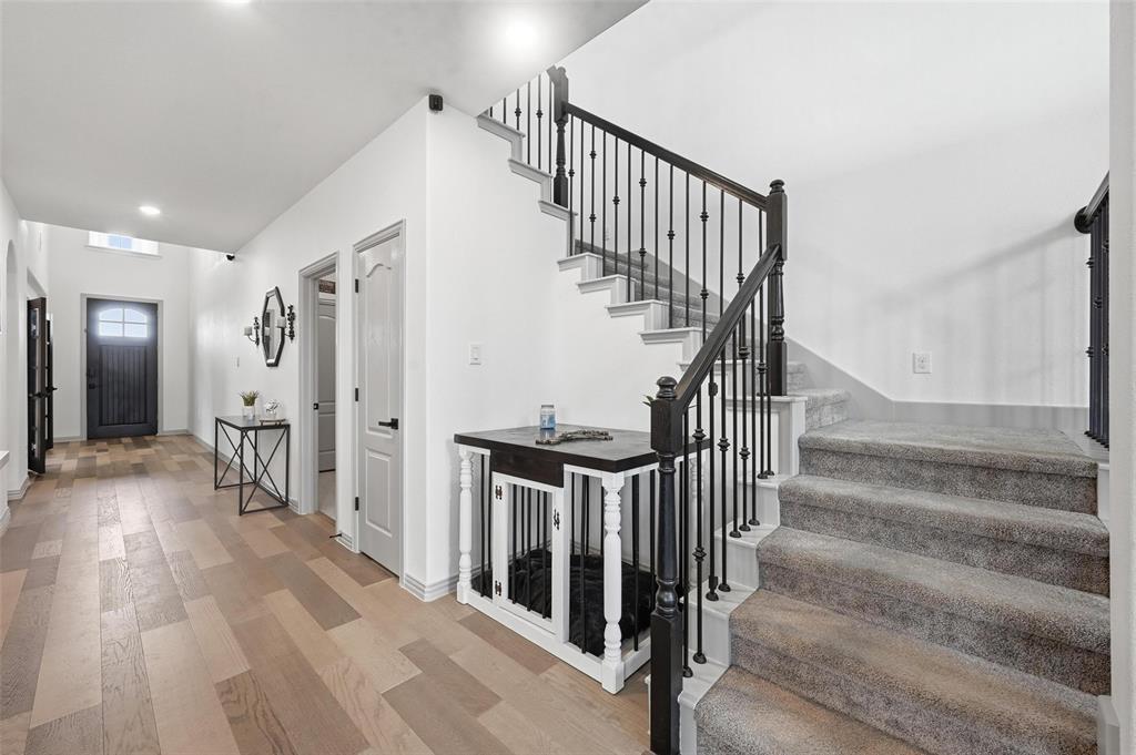 6712 Cedarhurst Court