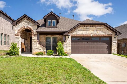 8232 Leopard Pass Godley TX 76044