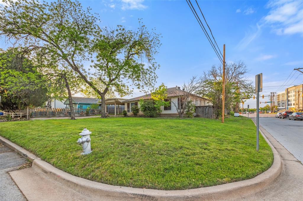 Mistletoe Heights Add Ftw - Residential Lease