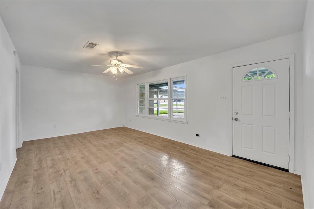 329 Worthy Street