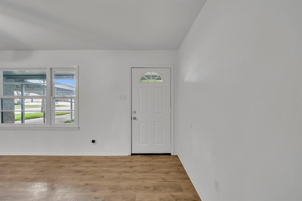329 Worthy Street