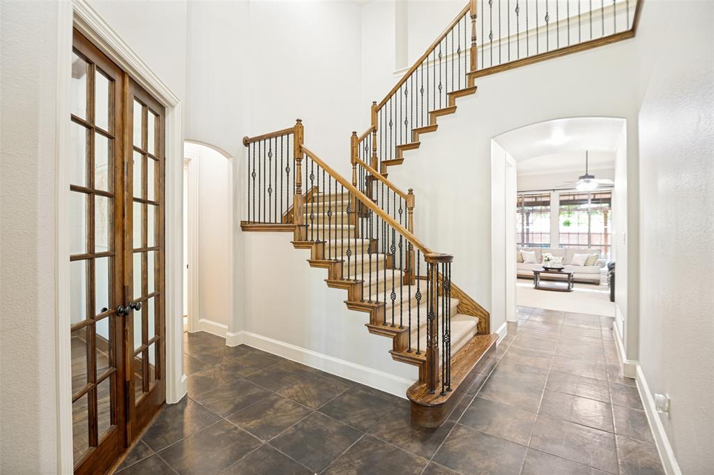 1101 Stonington Drive