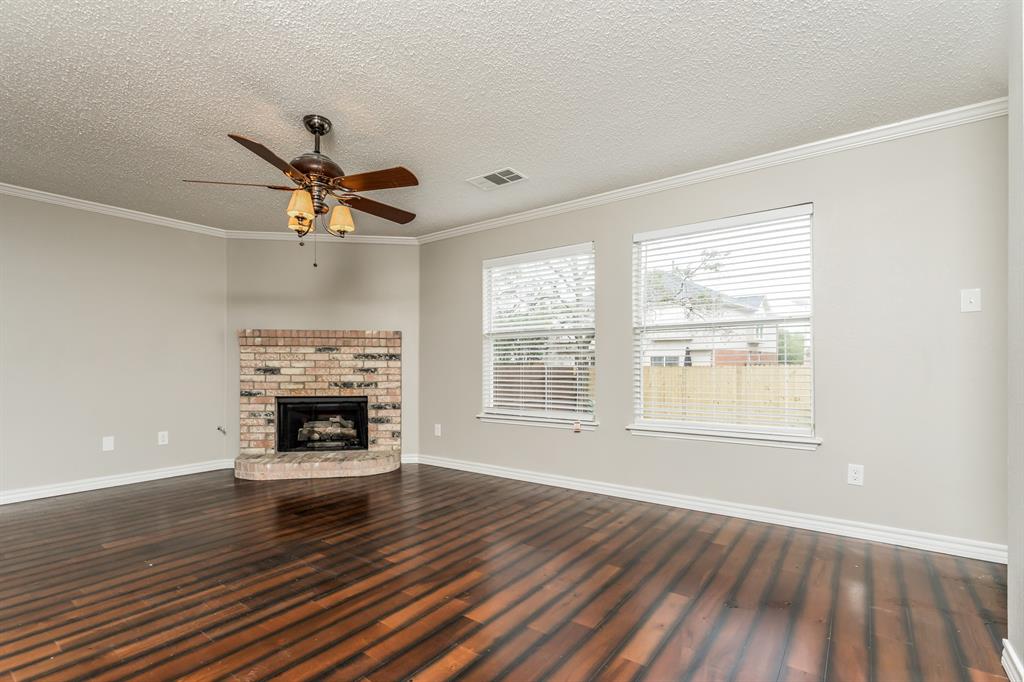 Creekside Park Add - Residential Lease