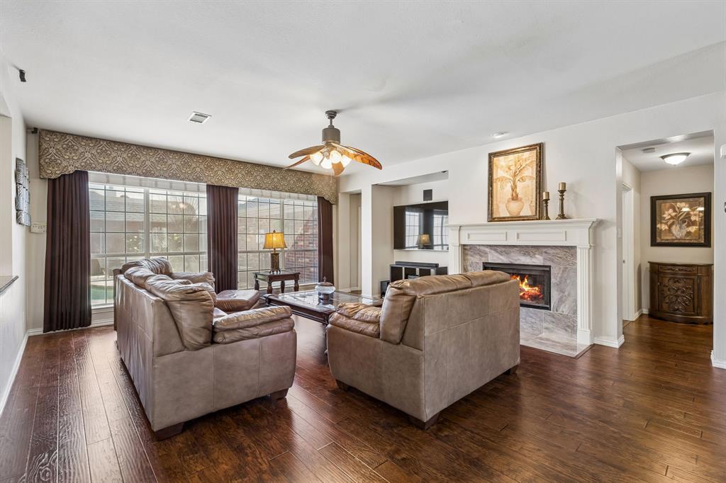 2710 Winterberry Drive