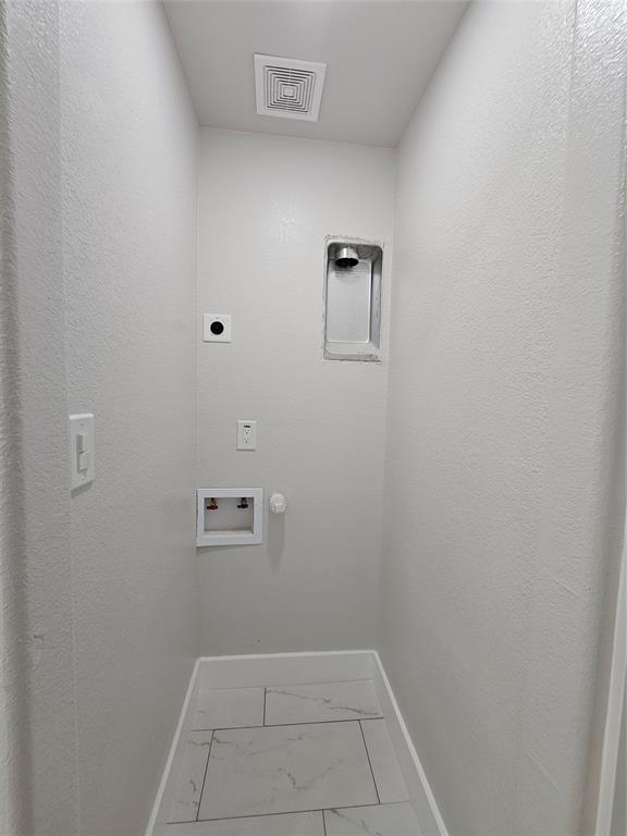 Matthews Resub Lt 9 - Residential Lease