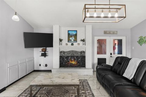 Tiny photo for 857 Whitehall Drive, Plano, TX 75023 (MLS # 21196039)