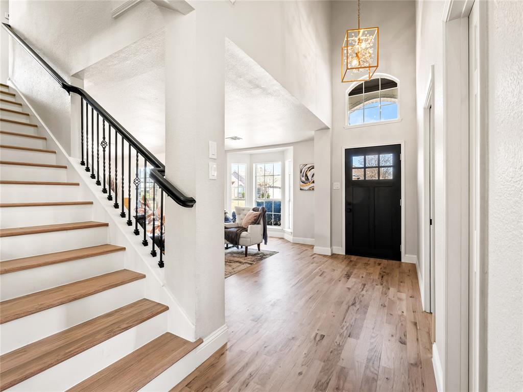 6709 Thornbury Drive