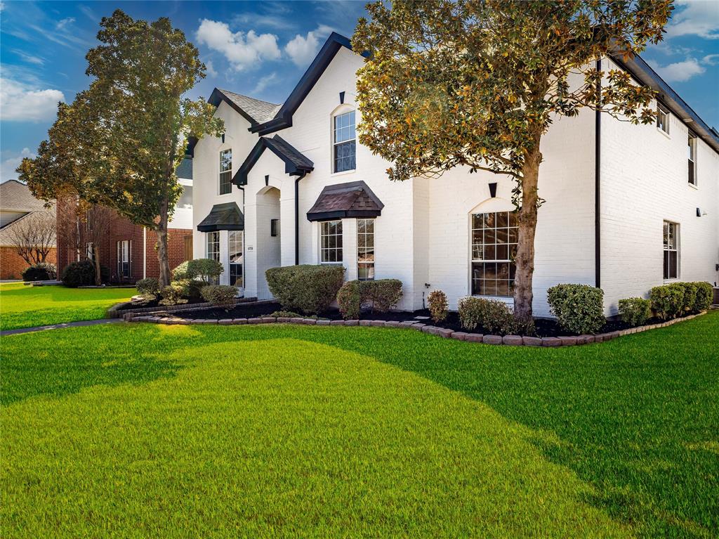 6709 Thornbury Drive