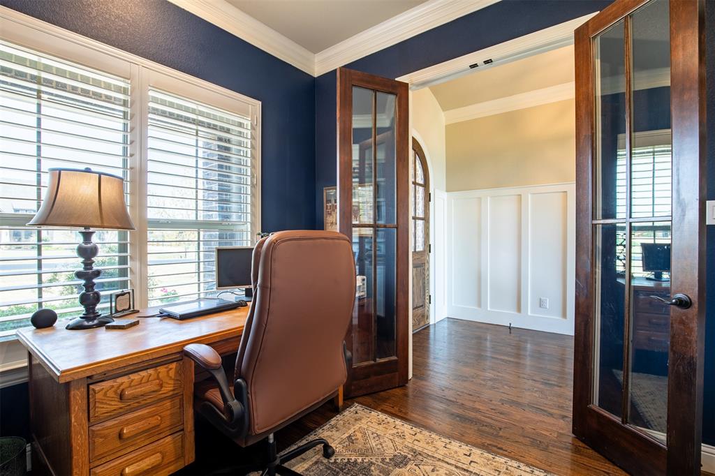 3217 Glenmore Avenue