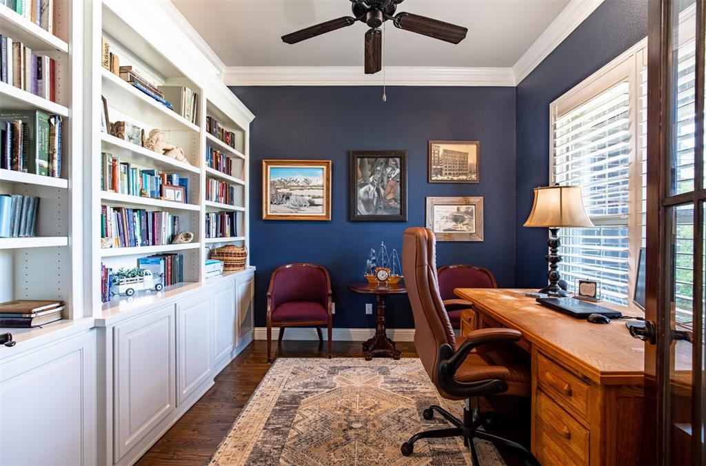 3217 Glenmore Avenue