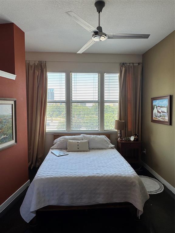 201 W Lancaster Avenue 407