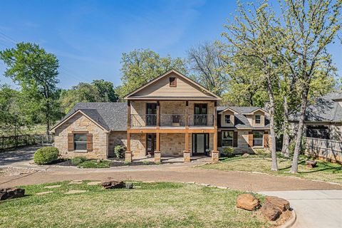 Photo of 616 Frontier Court, Colleyville, TX 76034 (MLS # 21218699)