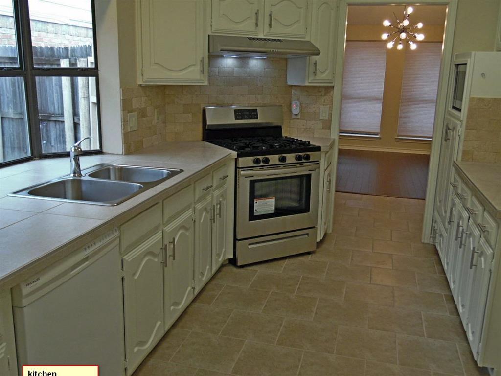 1211 Oriental Avenue
