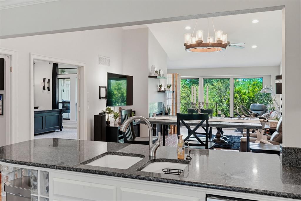 Lakes Of Bent Tree Condo - Residential