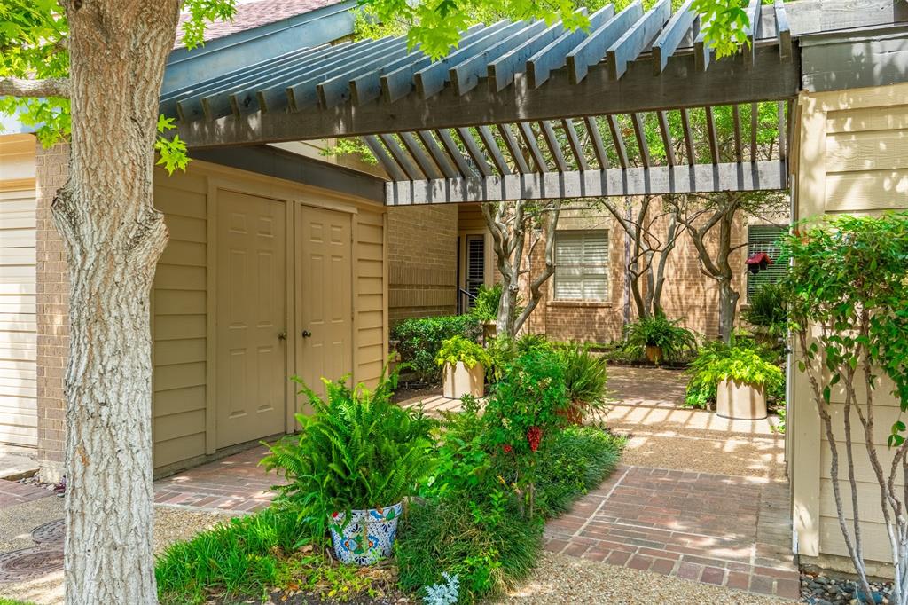 Lakes Of Bent Tree Condo - Residential