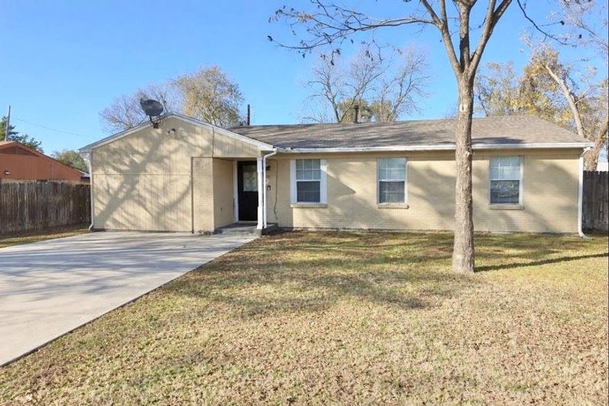 NO HOA! Listed in the heart of Arlington. This beautiful 4 bedroom 2 bath home has it all! The living room has an open concept, natural light, and plenty of space for entertaining. Kitchen includes: lots of cabinet space for storage, ample counter space, and dining area. The backyard is a private sanctuary perfect for outdoor activities and relaxation. Spend your evenings unwinding on the covered patio, enjoying the Texas sunset. Conveniently located near AT&T Stadium, Globe Life Field, Texas Live!, Six Flags, highways, dining, and entertainment. All information is deemed reliable.  Buyer and buyer's agent to do own due diligence.

All information is deemed reliable.  Buyers and buyers agent to do own due diligence.