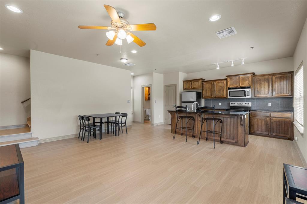 2410 S. 2nd Street 1159