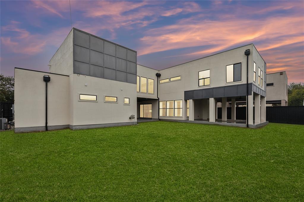 Royal Crest - Residential Lease