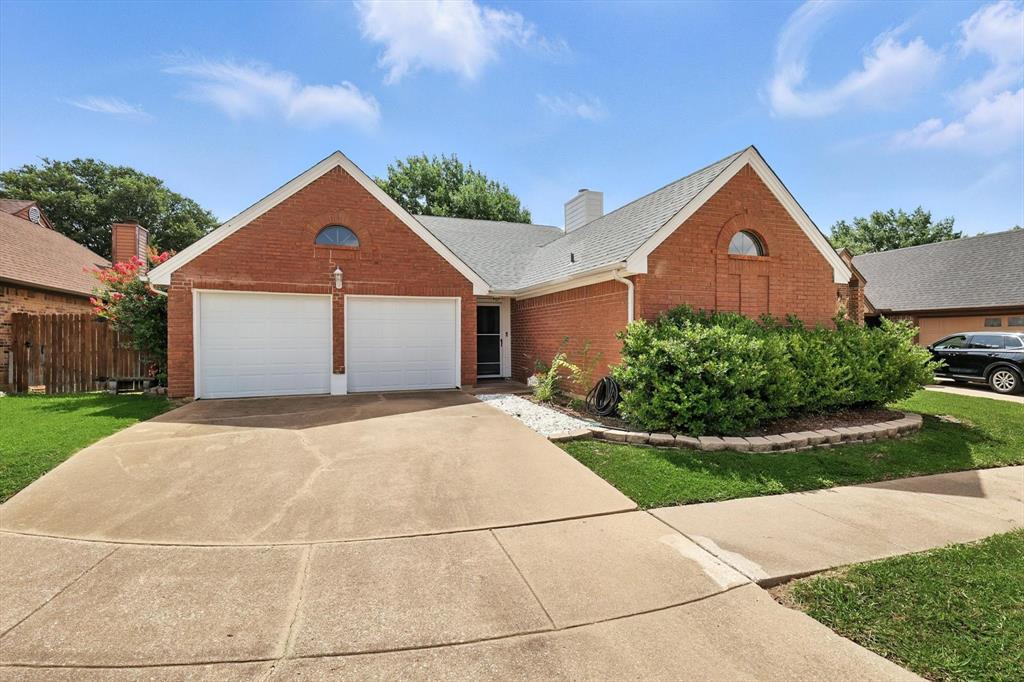 1509 Autumn Chase Square