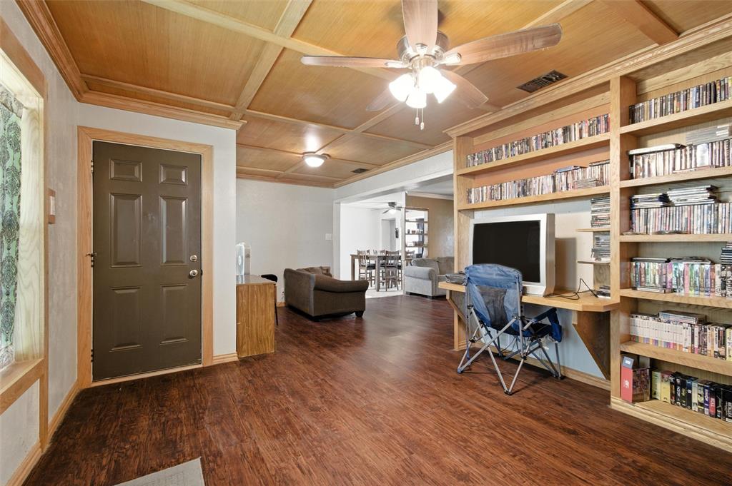 A0826 S MERRITT - Residential