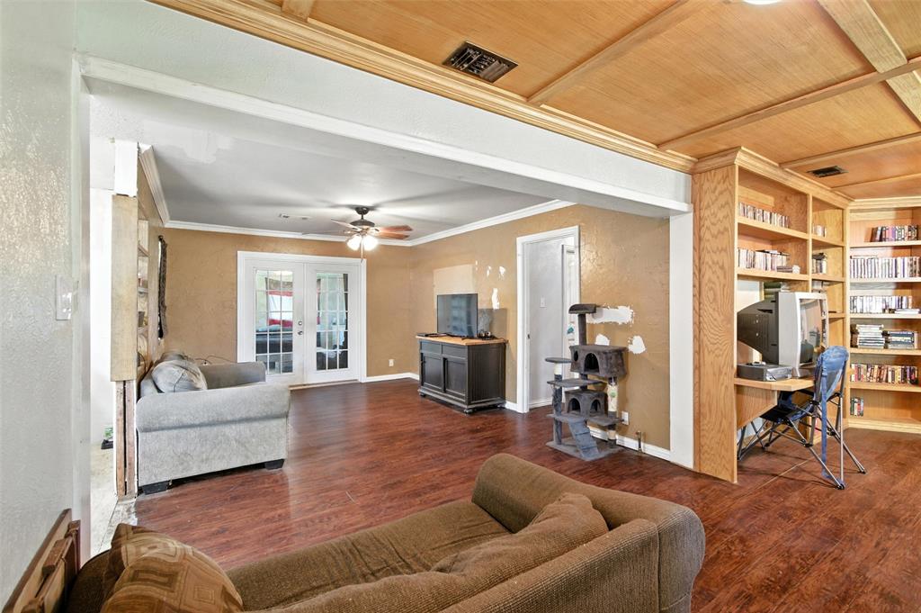 A0826 S MERRITT - Residential