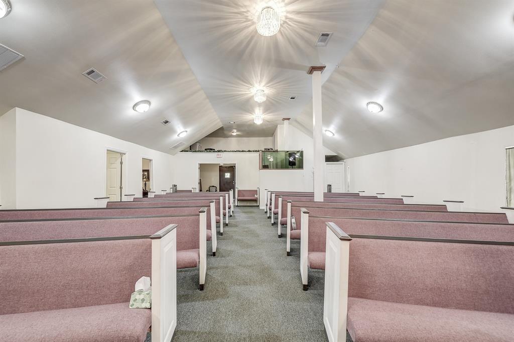 Bellevue - Commercial Sale