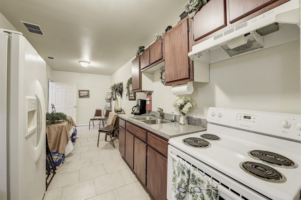 Bellevue - Commercial Sale