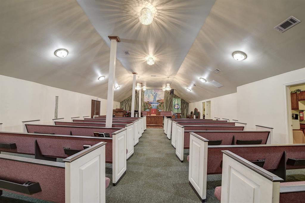 Bellevue - Commercial Sale