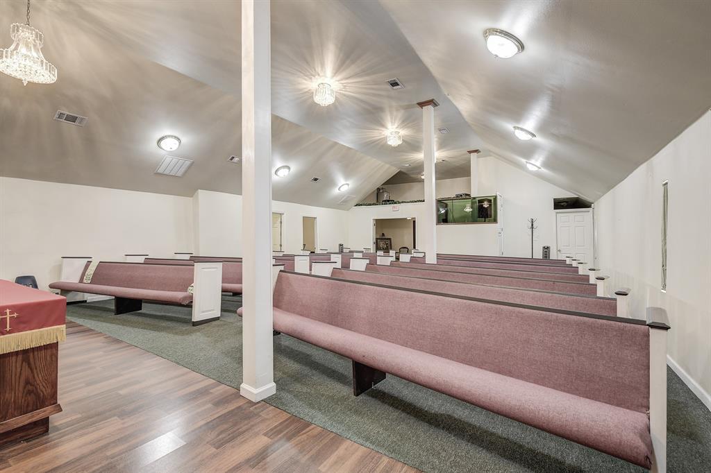 Bellevue - Commercial Sale