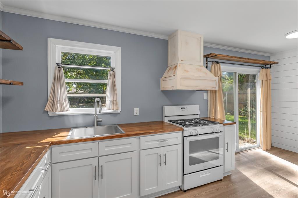 Bossier City, Louisiana 71112, United States, 3 Bedrooms Bedrooms, ,1 BathroomBathrooms,Residential,Active,238616