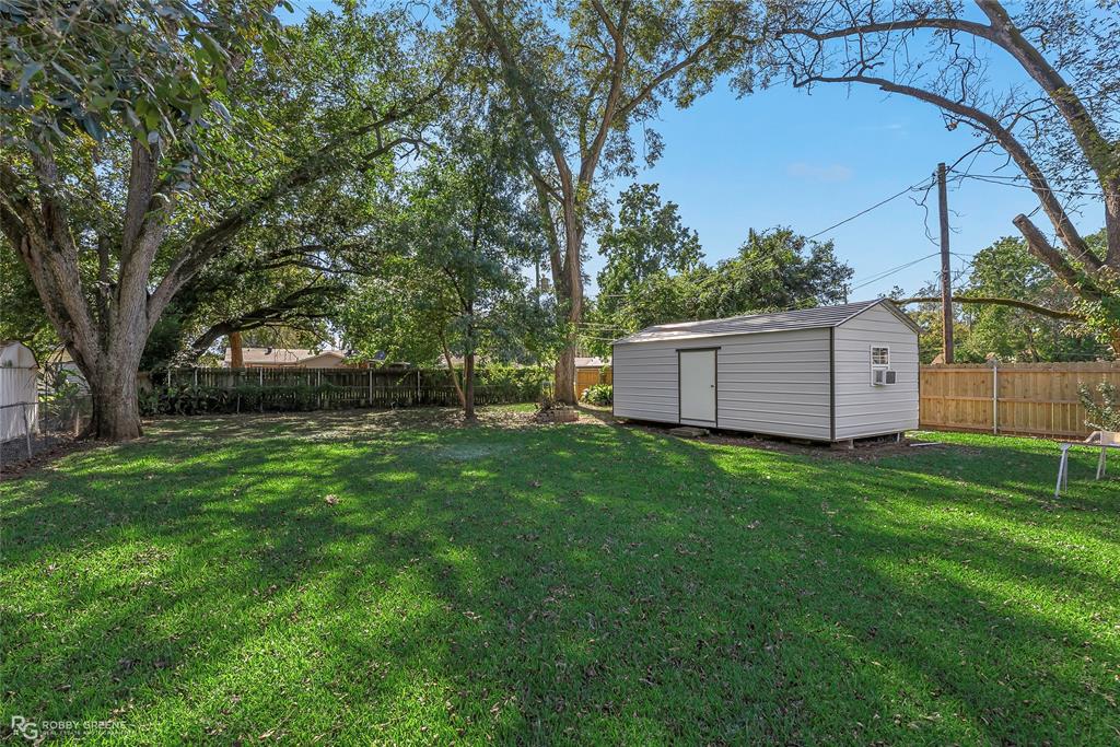 Bossier City, Louisiana 71112, United States, 3 Bedrooms Bedrooms, ,1 BathroomBathrooms,Residential,Active,238616