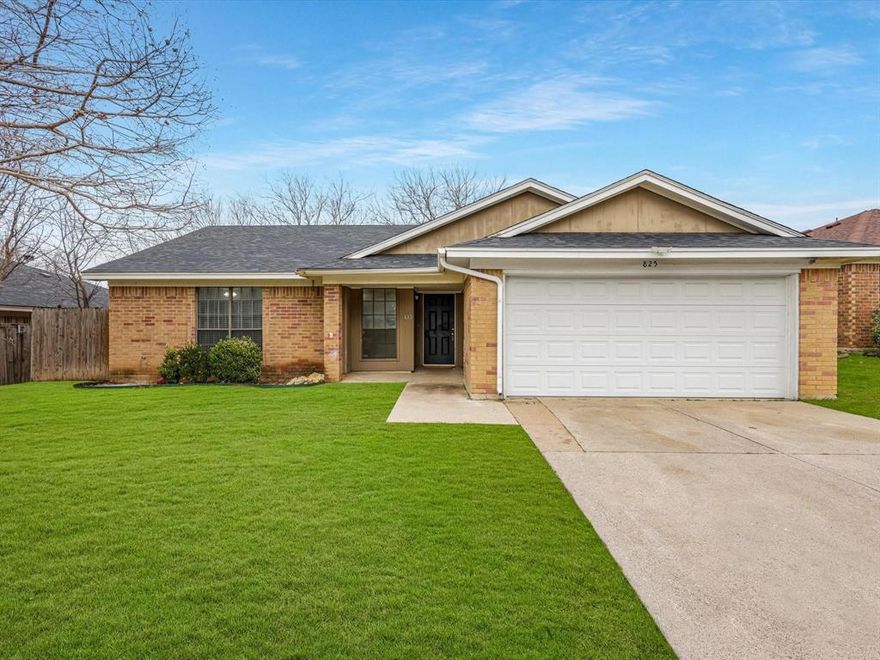 Well-maintained and move-in ready, this centrally located 3-bedroom home offers comfort, convenience, and style. A spacious living area creates the perfect setting for everyday living and entertaining, while the eat-in kitchen provides a functional and inviting space to gather. The primary suite features an ensuite bath with dual closets, offering ample storage and privacy. Step outside to a generous backyard with plenty of room to relax or play. Recent updates include flooring, interior paint, and HVAC—all completed within the past few years. Ideally located near the Alliance Corridor and just minutes from downtown Fort Worth, this home also enjoys a welcoming community with fantastic neighbors. Perfect for an everyday homestead or income producing property.