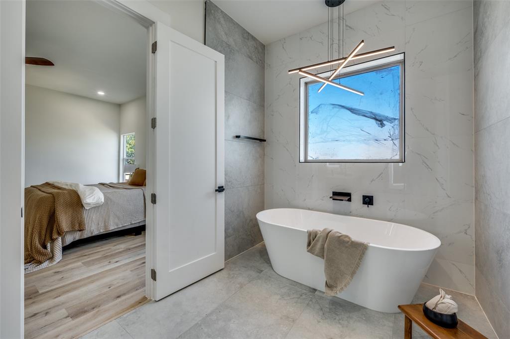 HOMESTEAD MANOR - Residential