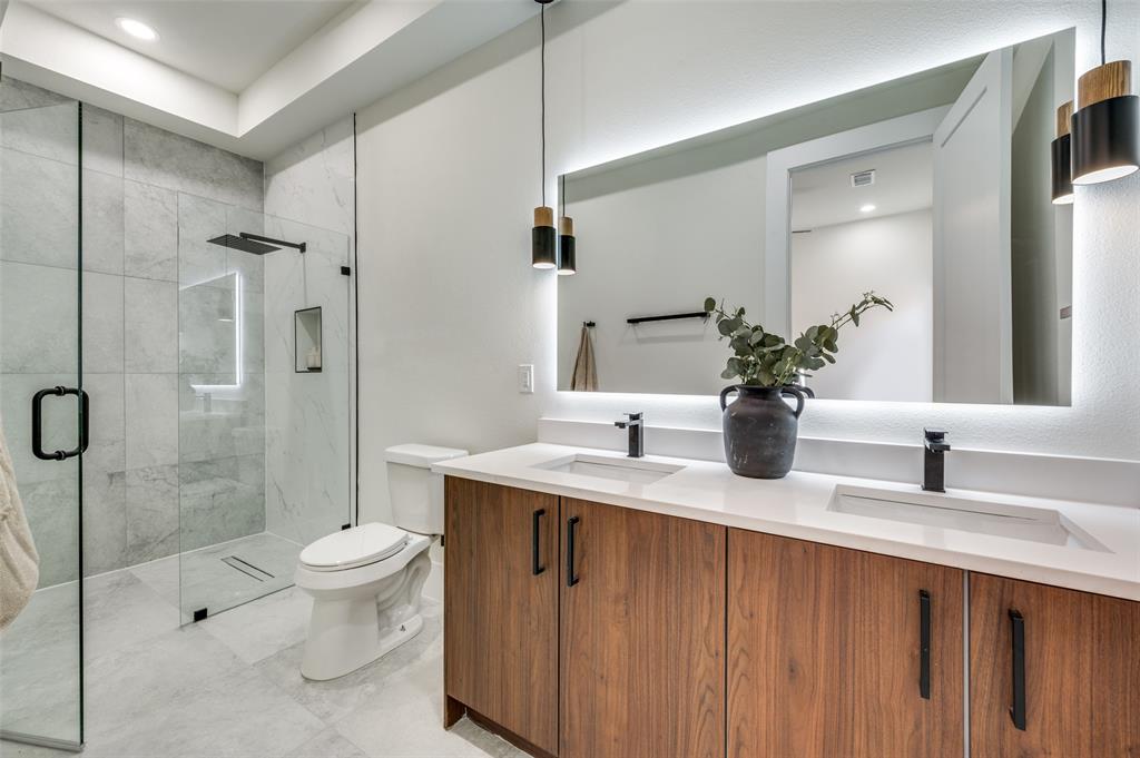 HOMESTEAD MANOR - Residential