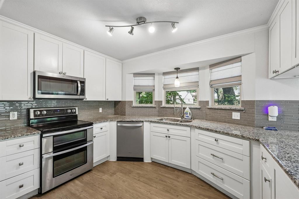 6833 Parkwood Drive