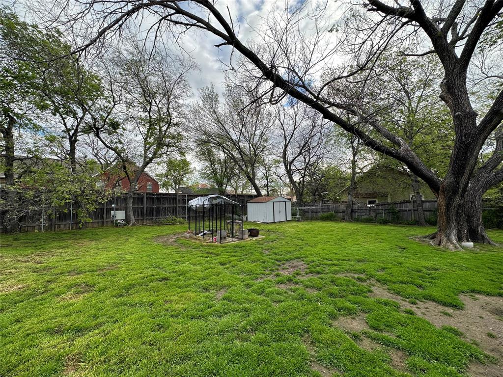 J W King - Residential