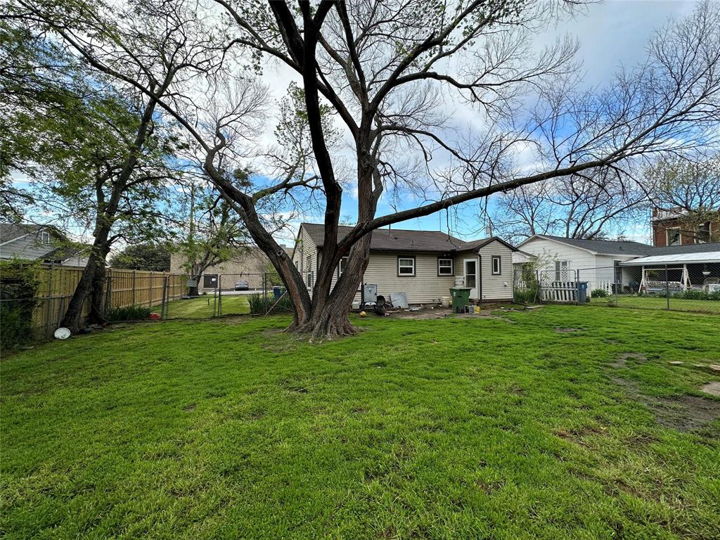 J W King - Residential