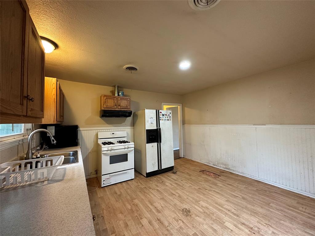 J W King - Residential